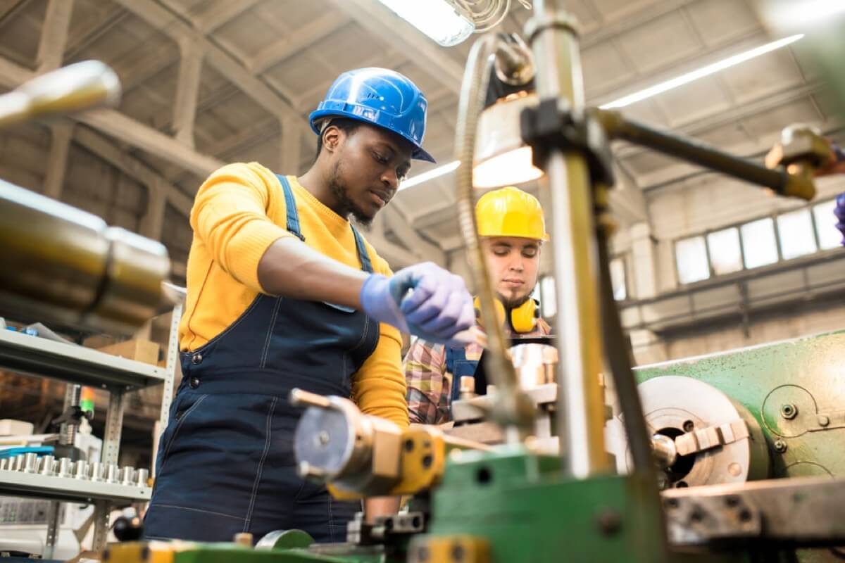 Định cư Canada skilled worker diện tay nghề - Cánh cửa đổi đời